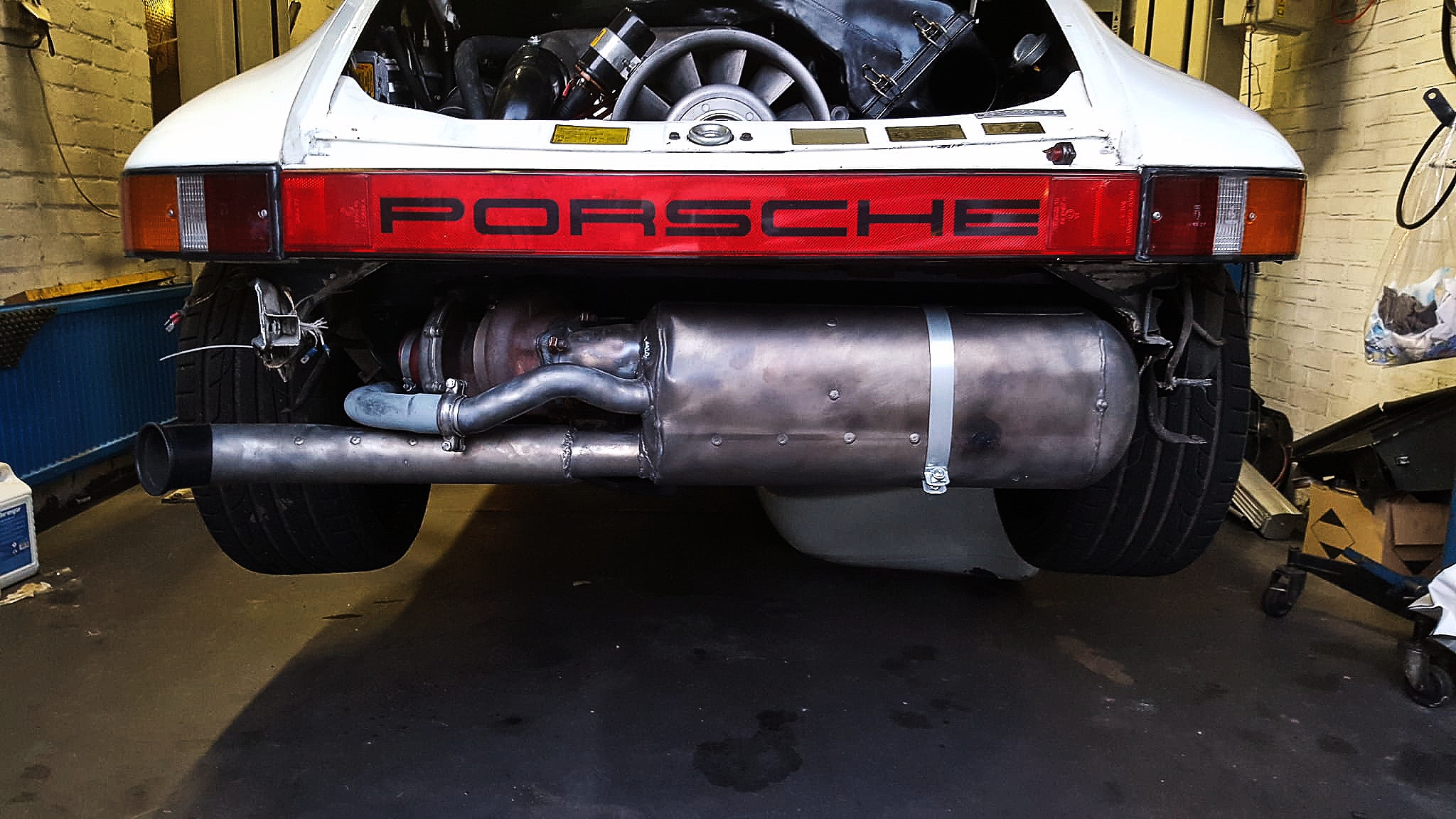 Porsche 930 3.0 Turbo achterkant